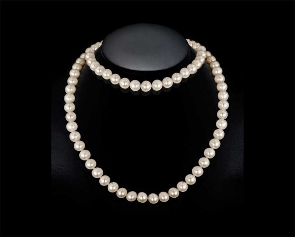 32 Inch Endless Pearl Necklace