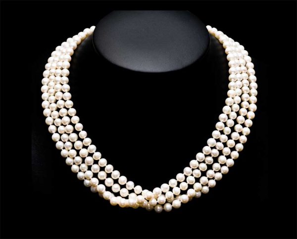 85 Endless Pearl Necklace