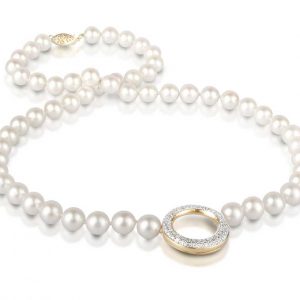 Diamond O Pearl Necklace
