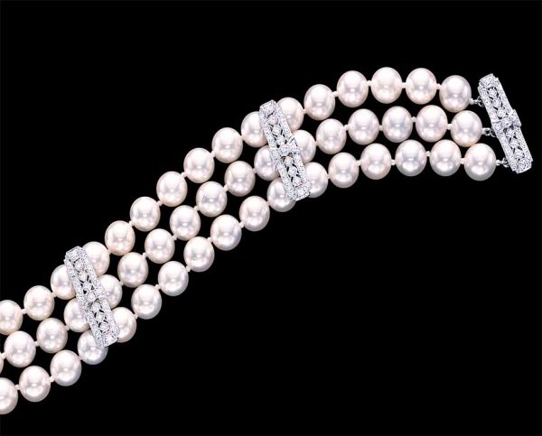 Diamond Studded Pearl Bracelet