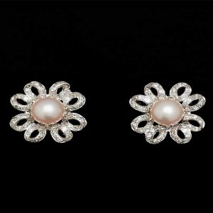 Flower Pearl Earrings