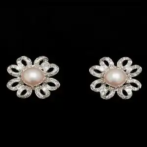 Flower Pearl Earrings