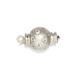 Bracelet Clasp : Medium Random Set Diamond Ball