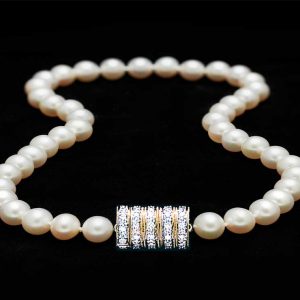 Freshwater Pearls with Five Rondels Clasp