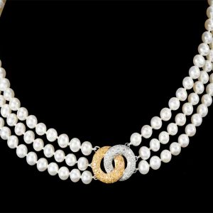 Victoria Diamond Clasp with Pearl Necklace