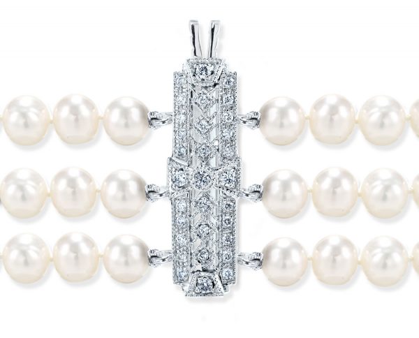 Diamond Studded Pearl Bracelet Clasp