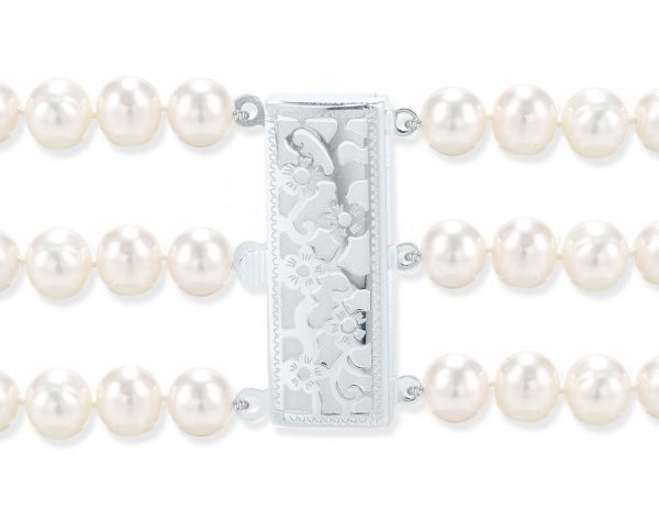 Flower Triple Strand Bracelet Pearl Clasp