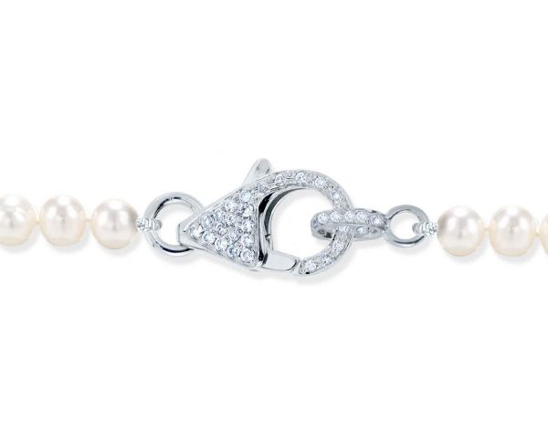 Medium Diamond Lobster Clasp for Pearl Bracelet