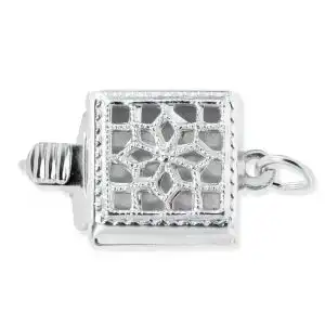 Single Strand Silver Box Pearl Clasp