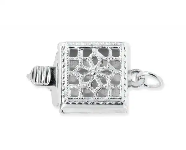 Single Strand Silver Box Pearl Clasp