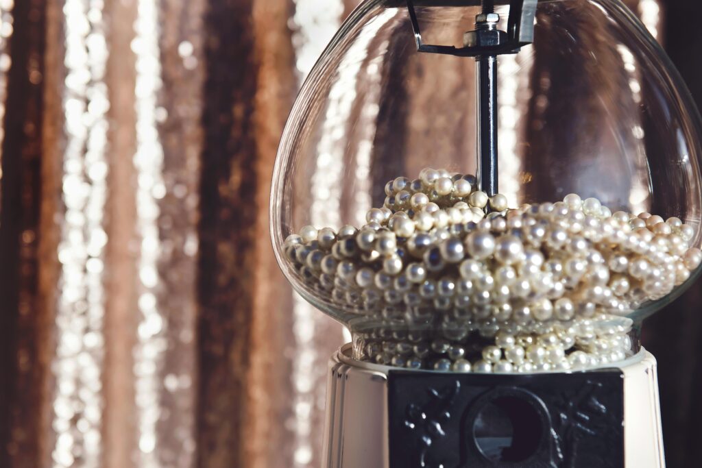 Pearl Inspired Home Décor Ideas: Adding Elegance to Your Living Space